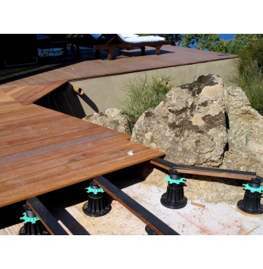 Plot réglable pour lambourde JOUPLAST®